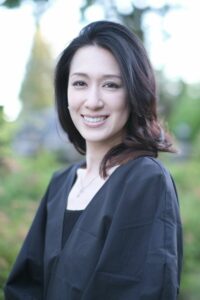 Photo of Dr. Jinnie Jeon
