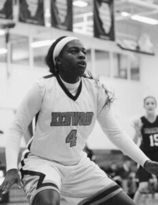 Photo of Destiny Franklin playing basketball